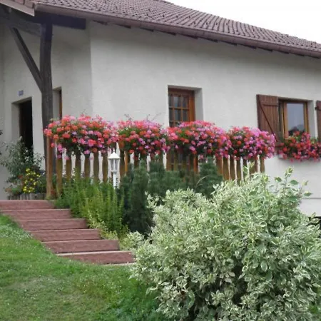 Apartamento Confortable Avec Acces Facile, Proche Et Randonnee - Fr-1-589-137 *