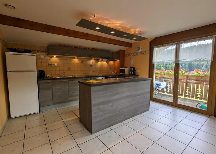 Confortable Avec Acces Facile, Proche Et Randonnee - Fr-1-589-137